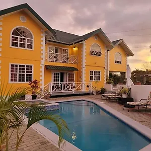 Guest house Faith's Tobago